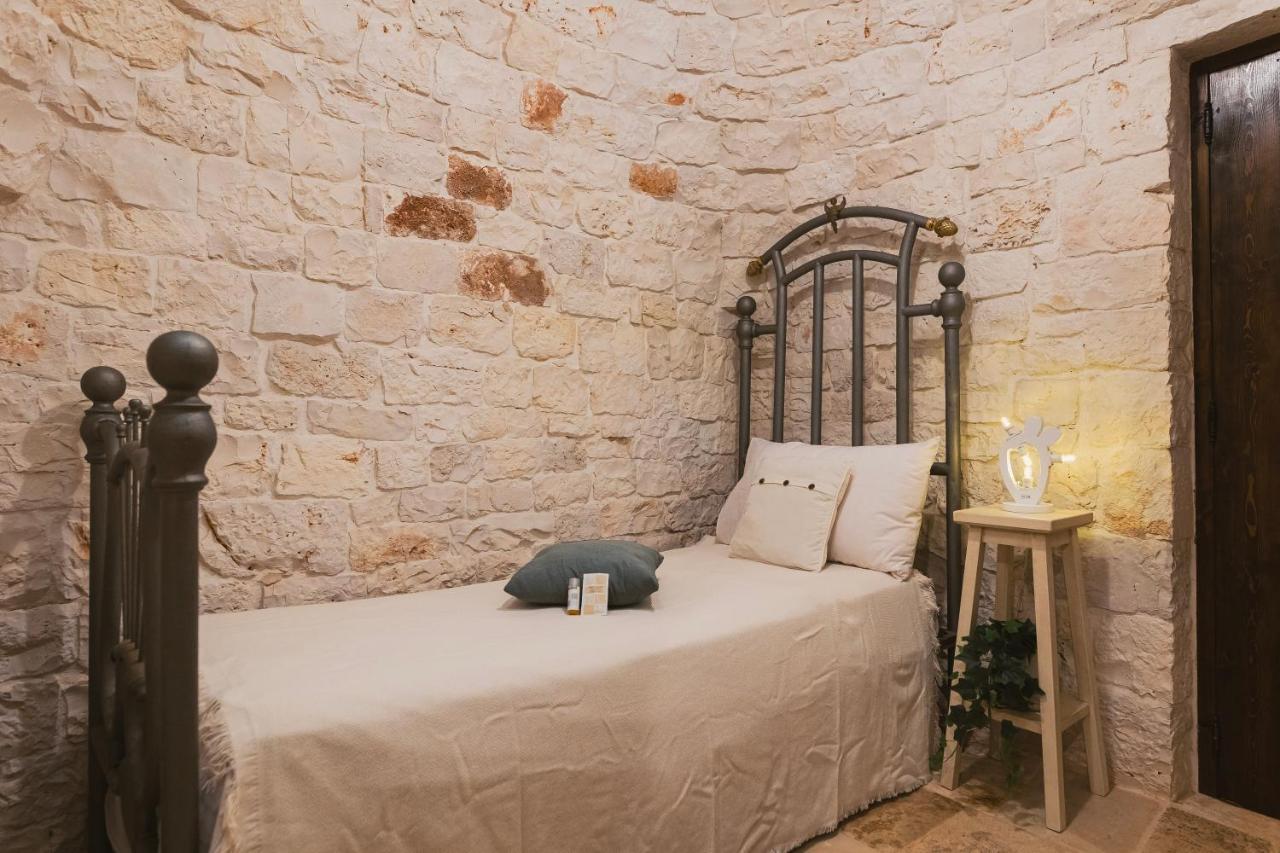 Trulli Country House Carla'S Secret Castellana Grotte Exterior photo